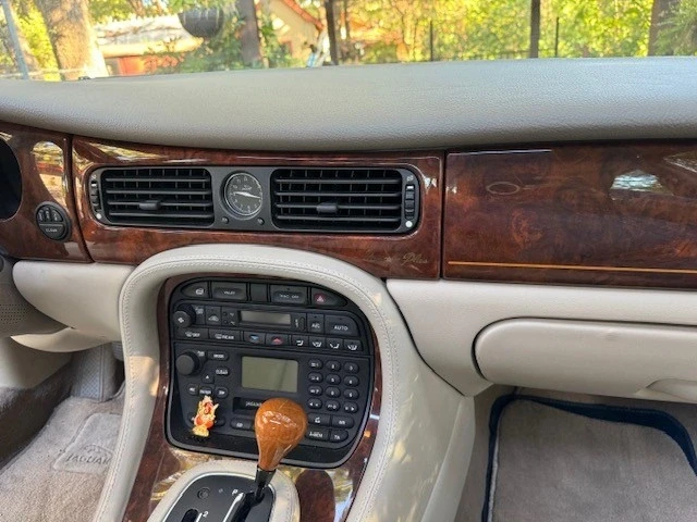 2000 Jaguar X308 XJ - Image 14 of 21