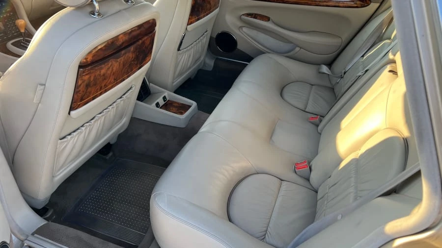 2000 Jaguar X308 XJ - Image 6 of 14