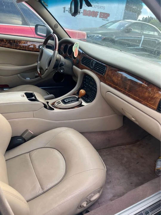 2000 Jaguar X308 XJR - Image 7 of 9