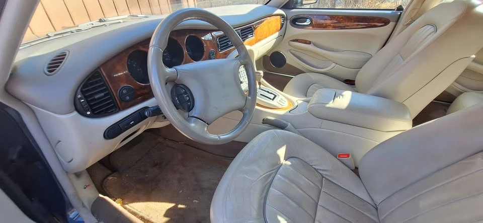 2000 Jaguar X308 XJ - Image 4 of 16