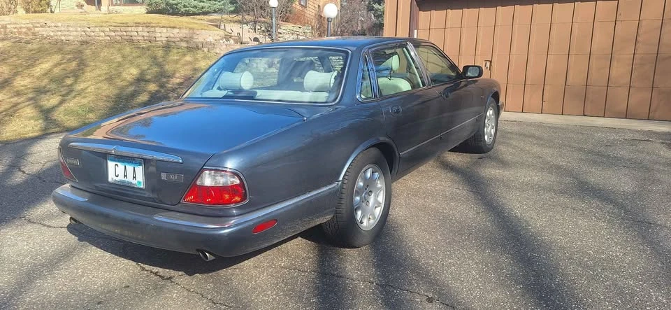 2000 Jaguar X308 XJ - Image 2 of 16