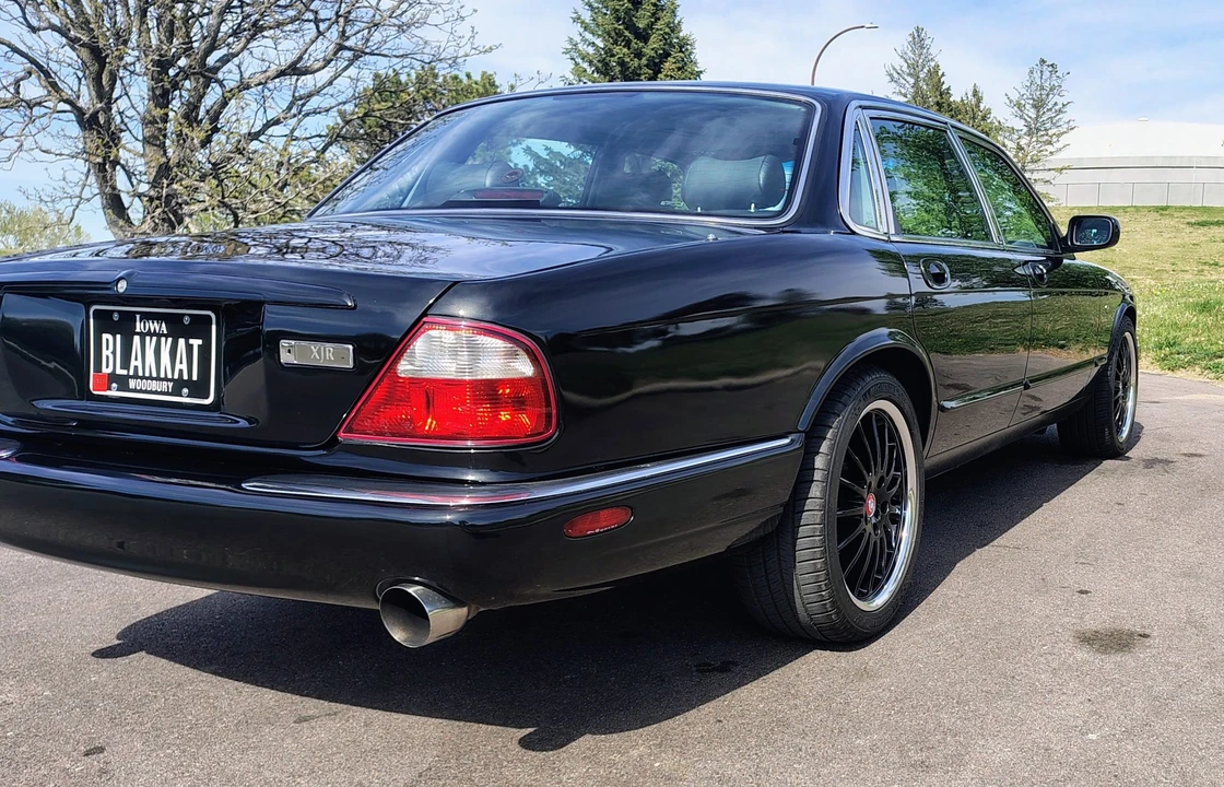 2000 Jaguar X308 XJR - Image 11 of 31