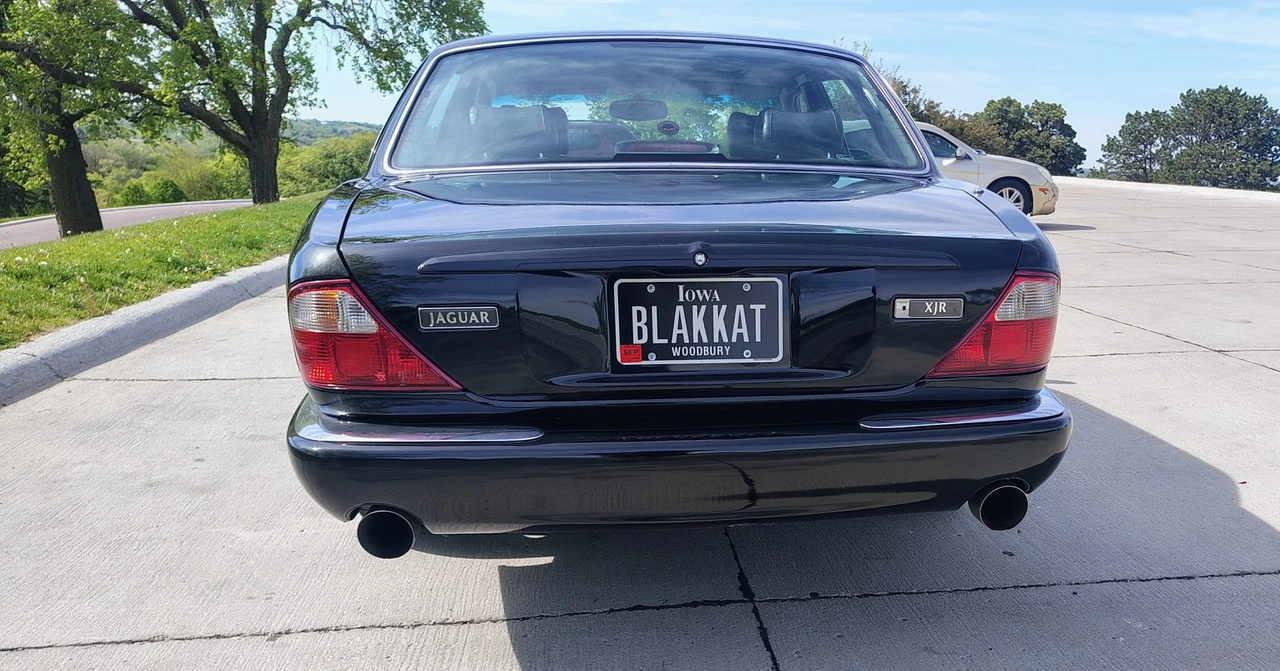 2000 Jaguar X308 XJR - Image 12 of 31