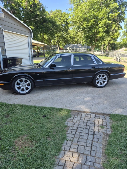 2000 Jaguar X308 XJR - Image 11 of 24