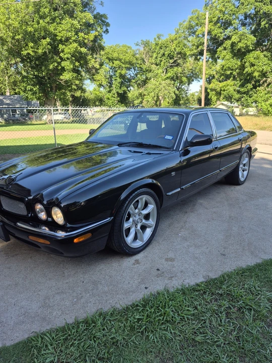 2000 Jaguar X308 XJR - Image 10 of 24