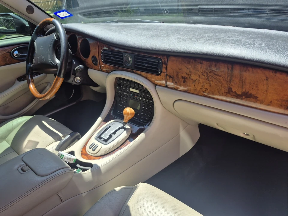 2000 Jaguar X308 XJR - Image 24 of 24