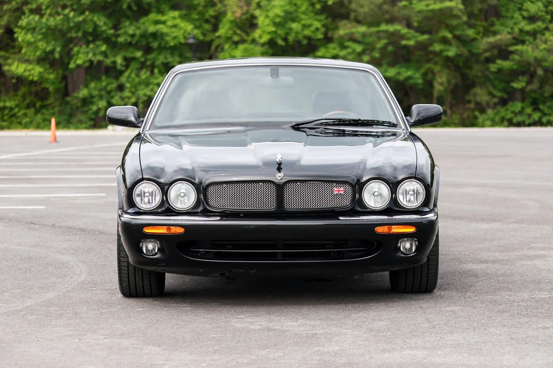 2000 Jaguar X308 XJR - Image 3 of 31