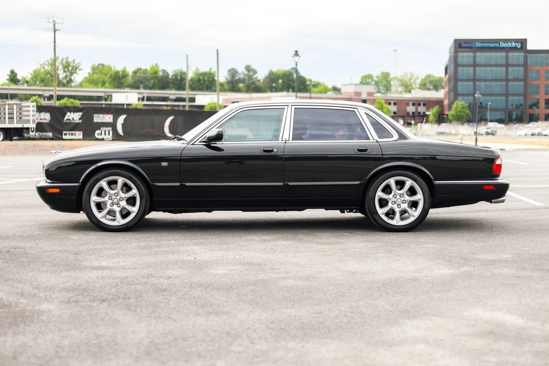 2000 Jaguar X308 XJR - Image 10 of 31