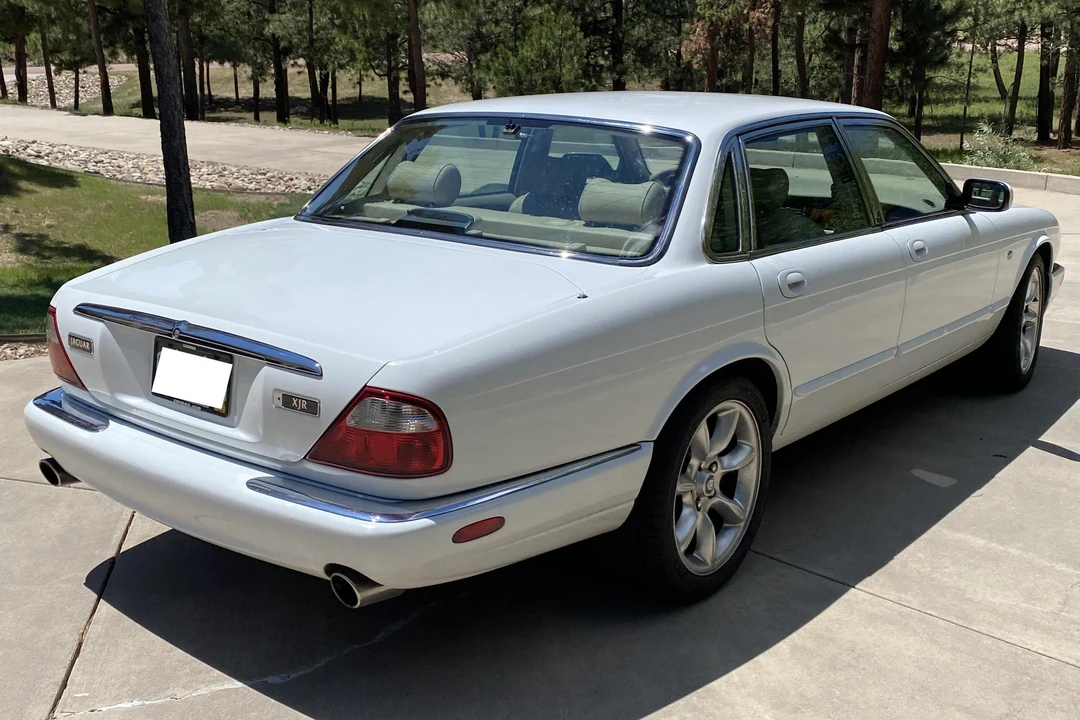 2000 Jaguar X308 XJR - Image 4 of 14