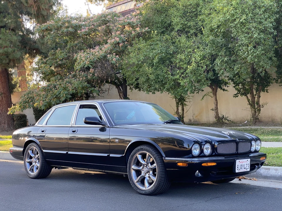 2000 Jaguar X308 XJR - Image 10 of 31