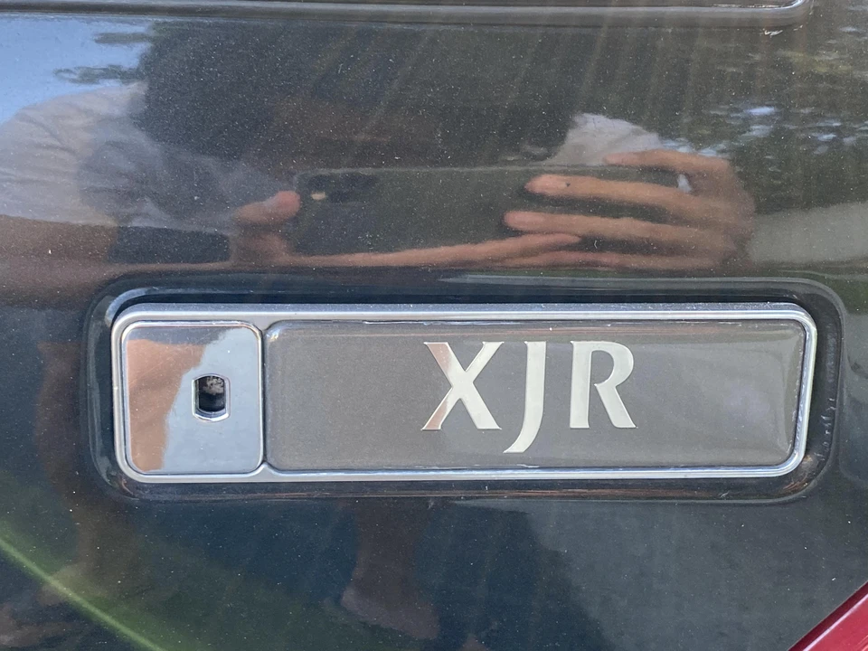2000 Jaguar X308 XJR - Image 13 of 31