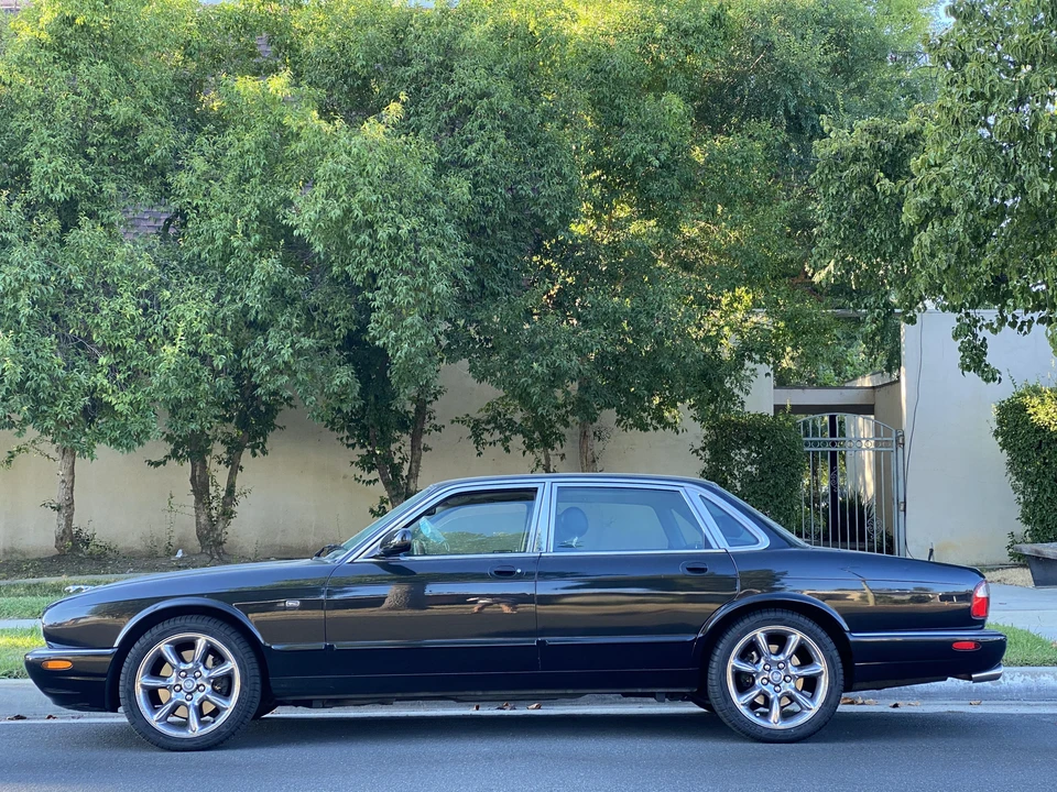 2000 Jaguar X308 XJR - Image 7 of 31