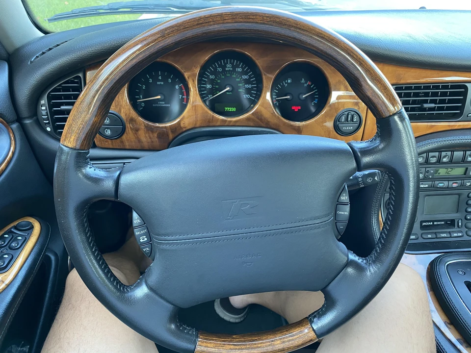 2000 Jaguar X308 XJR - Image 26 of 31