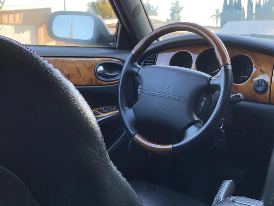 2000 Jaguar X308 XJR - Image 17 of 31