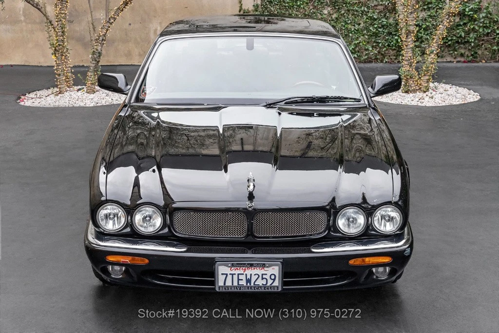 2000 Jaguar X308 XJR - Image 2 of 12