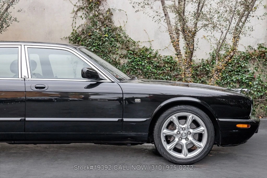 2000 Jaguar X308 XJR - Image 11 of 12