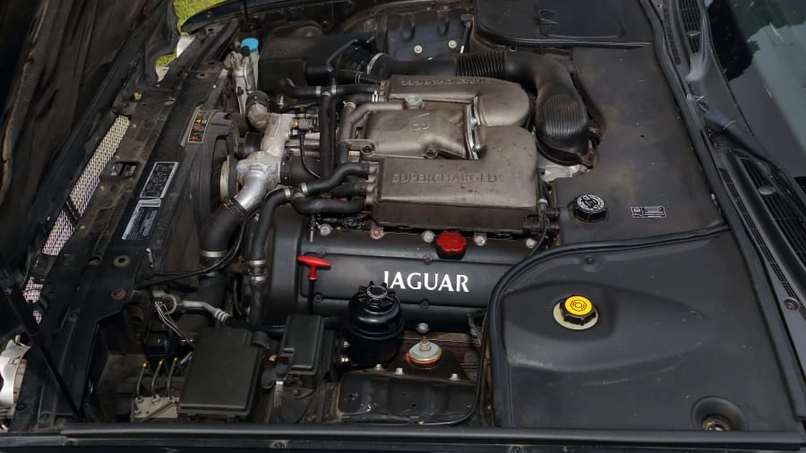 2000 Jaguar X308 XJR - Image 6 of 12
