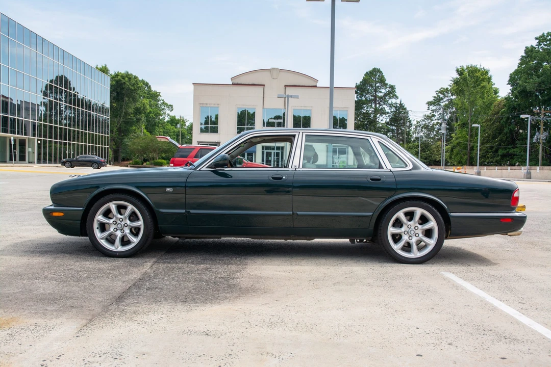 2000 Jaguar X308 XJR - Image 9 of 31