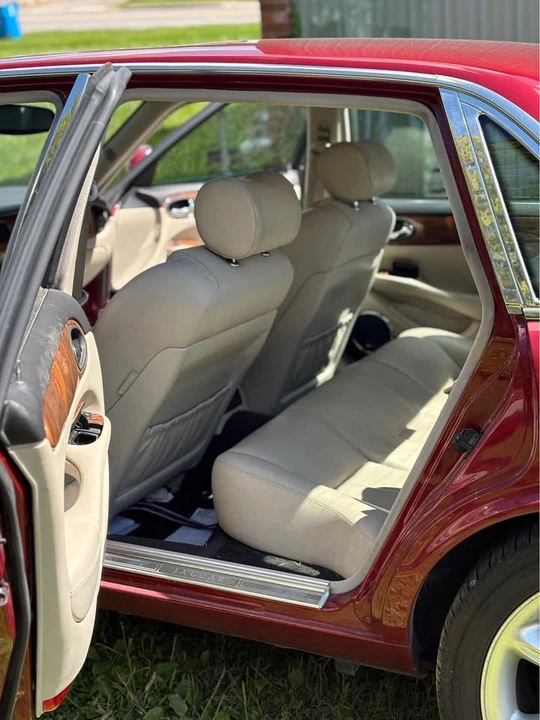 2000 Jaguar X308 XJR - Image 6 of 10