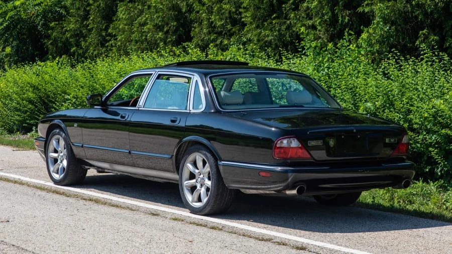 2000 Jaguar X308 XJR - Image 3 of 12