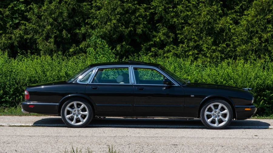2000 Jaguar X308 XJR - Image 8 of 12