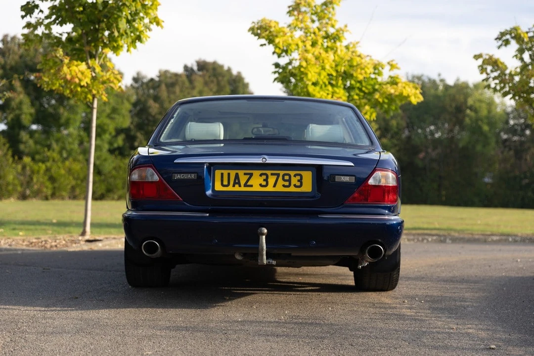 2000 Jaguar X308 XJR - Image 4 of 30