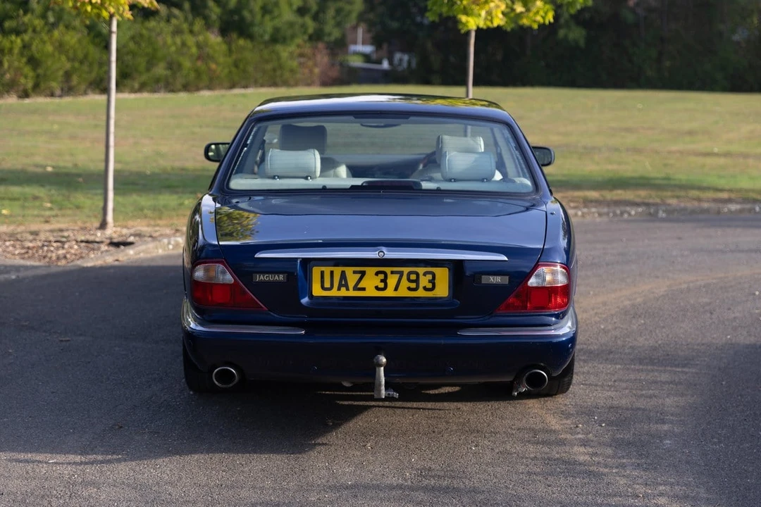 2000 Jaguar X308 XJR - Image 10 of 30