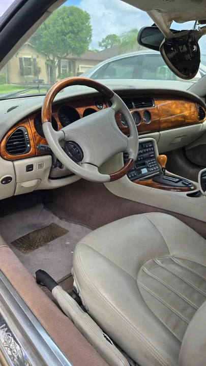 2000 Jaguar X100 XK8 - Image 8 of 15