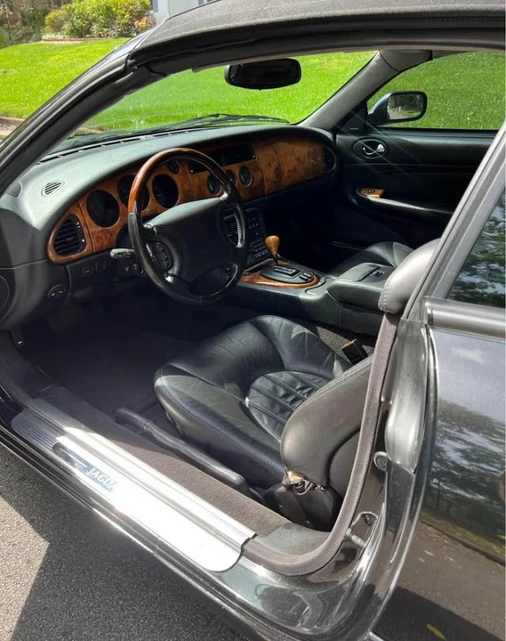 2000 Jaguar X100 XK8 - Image 7 of 10