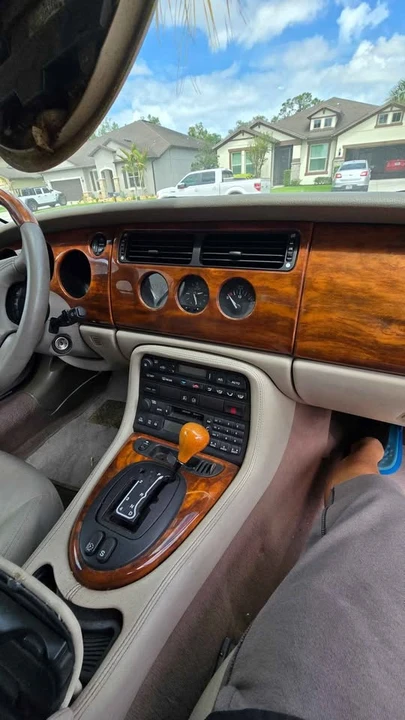 2000 Jaguar X100 XK8 - Image 10 of 15