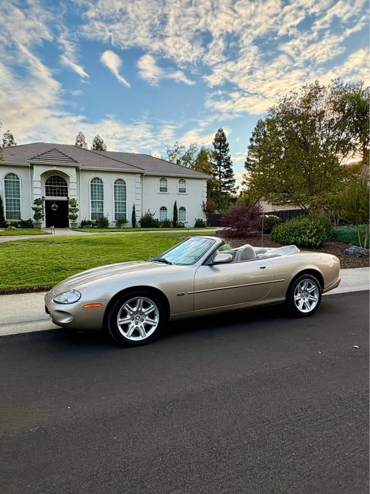 2000 Jaguar X100 XK8 - Image 2 of 19