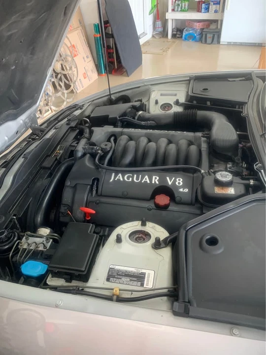 2000 Jaguar X100 XK8 - Image 3 of 7