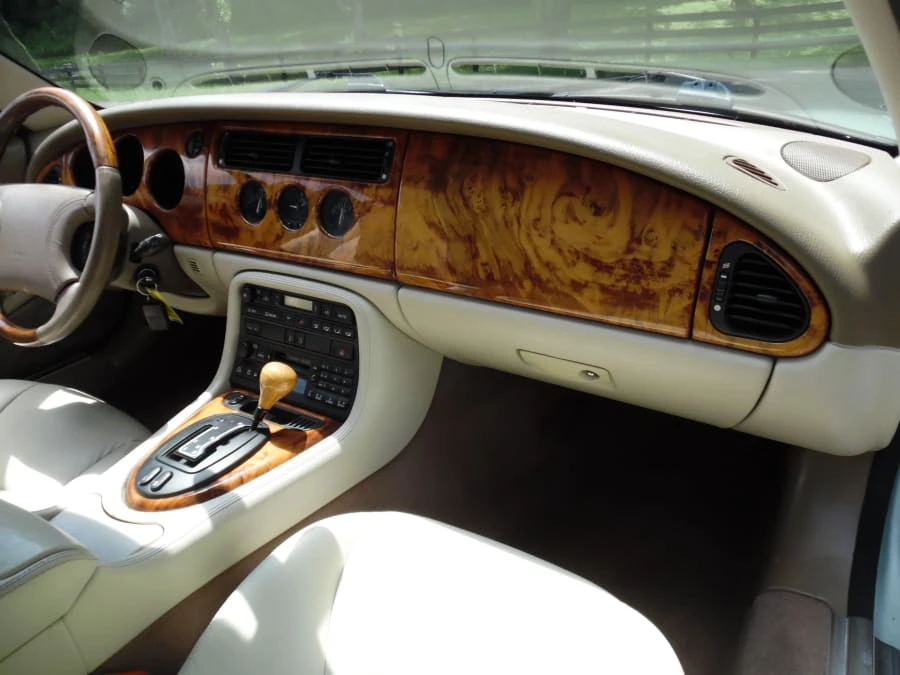 2000 Jaguar X100 XK8 - Image 5 of 12