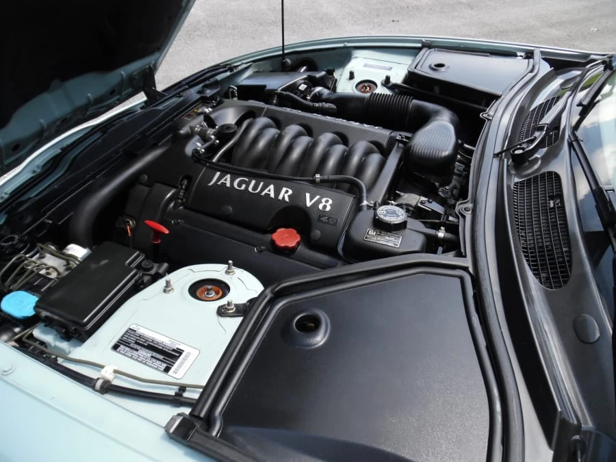 2000 Jaguar X100 XK8 - Image 7 of 12