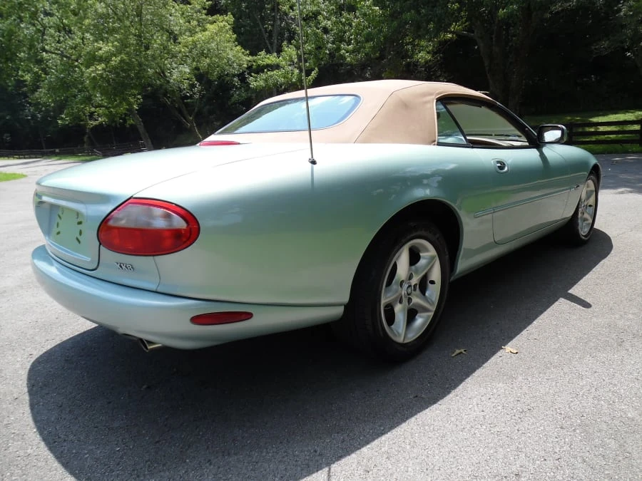 2000 Jaguar X100 XK8 - Image 10 of 12