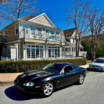 2000 Jaguar XK8