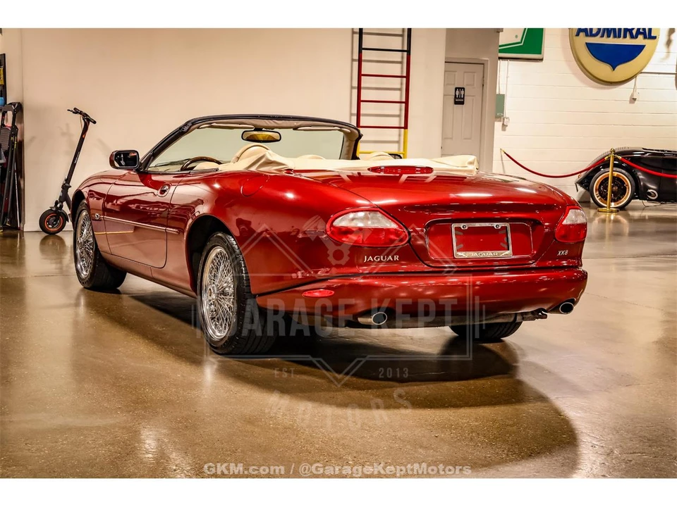 2000 Jaguar X100 XK8 - Image 22 of 31