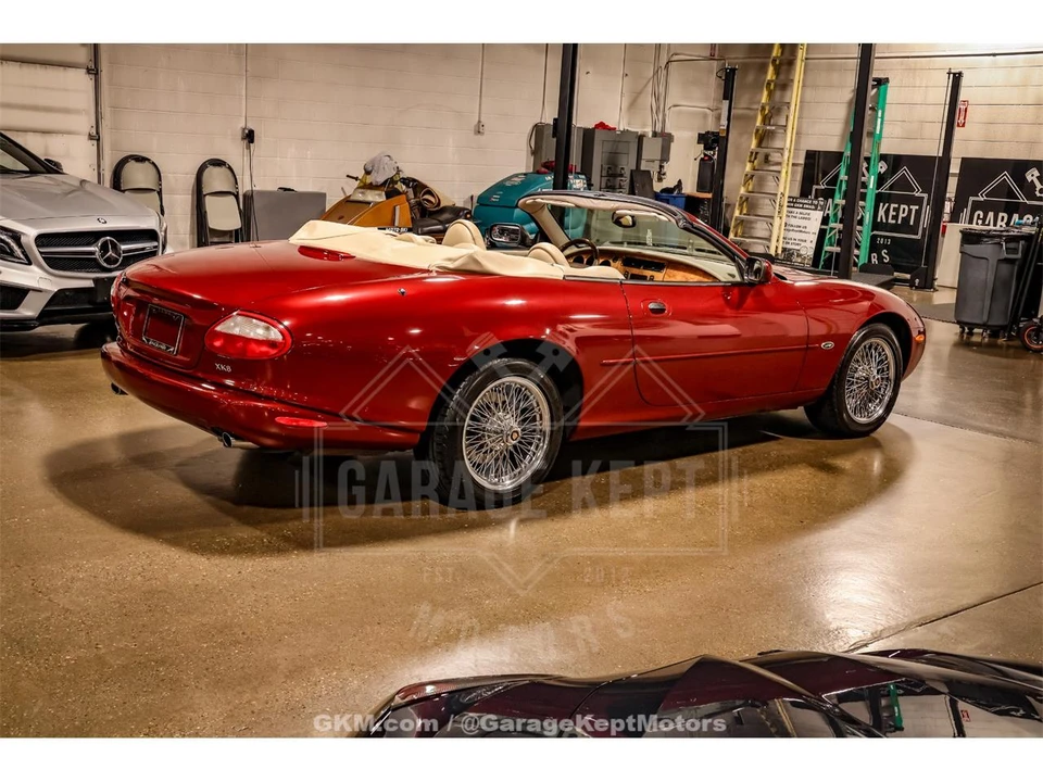 2000 Jaguar X100 XK8 - Image 24 of 31