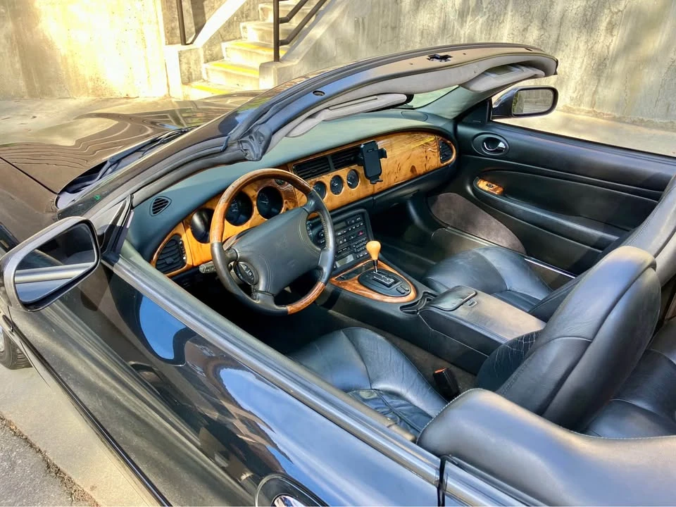 2000 Jaguar X100 XK8 - Image 16 of 18