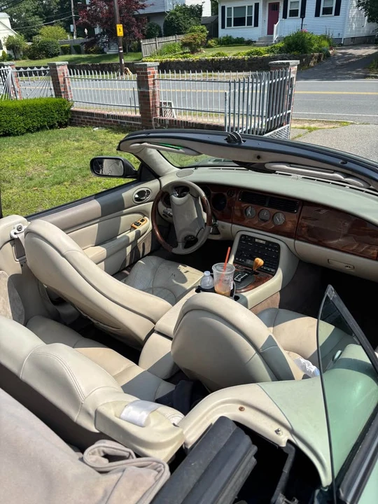 2000 Jaguar X100 XK8 - Image 4 of 4