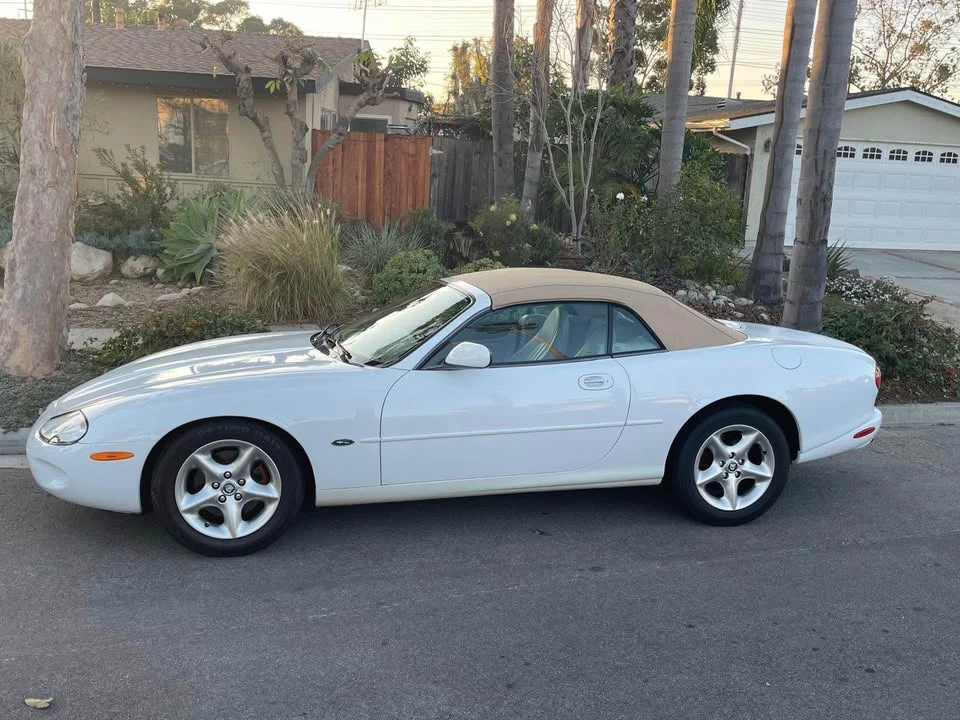 2000 Jaguar X100 XK8 - Image 4 of 7