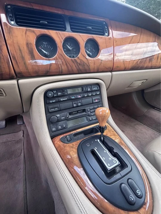 2000 Jaguar X100 XK8 - Image 7 of 10