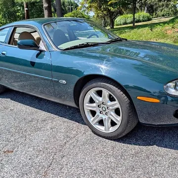 2000 Jaguar XK XK8 Coupe