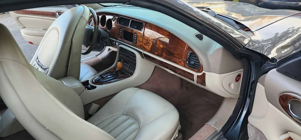 2000 Jaguar X100 XK8 - Image 9 of 9