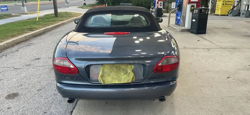2000 Jaguar X100 XK8 - Image 2 of 11