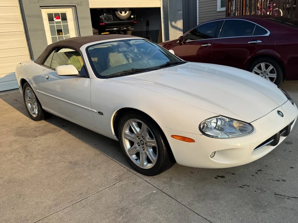2000 Jaguar X100 XK8 - Image 2 of 9