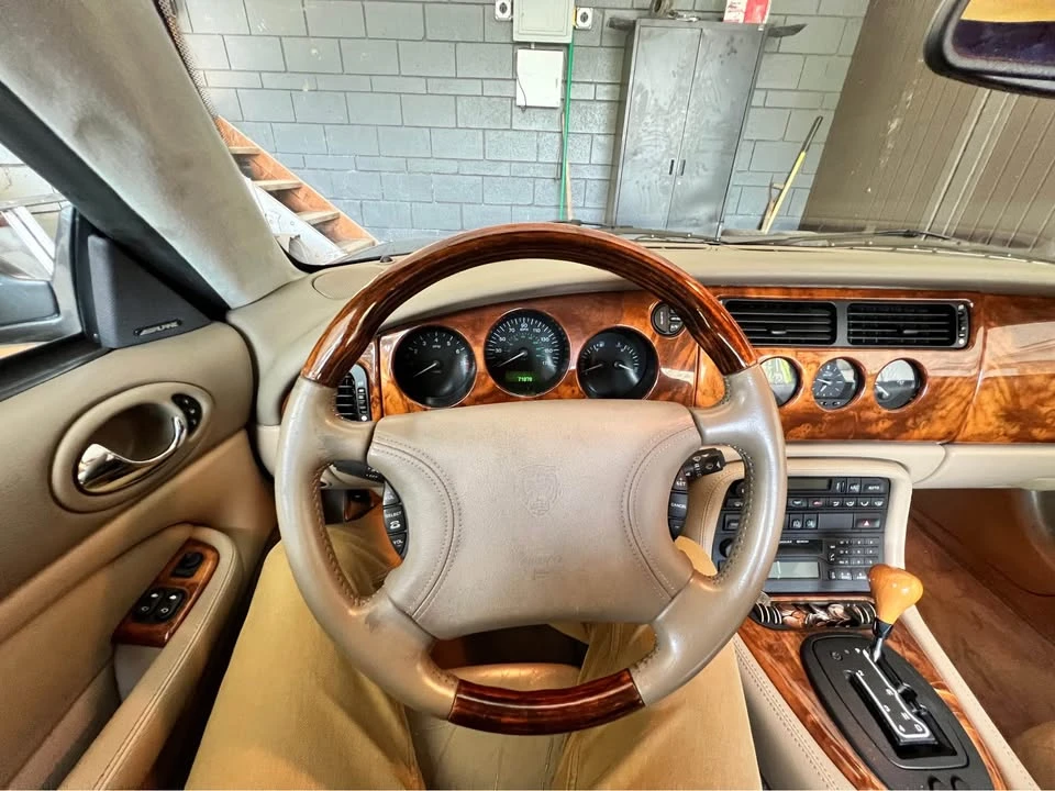 2000 Jaguar X100 XK8 - Image 9 of 9