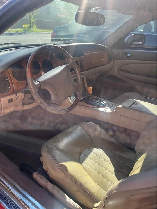 2000 Jaguar X100 XKR - Image 6 of 9