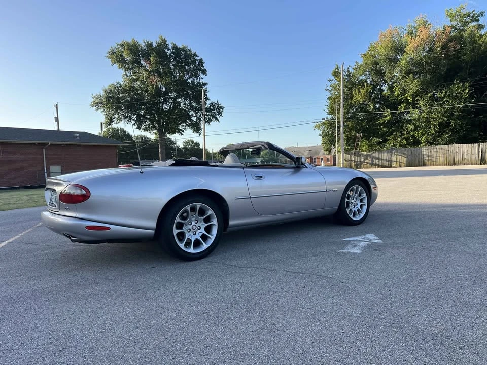 2000 Jaguar X100 XKR - Image 3 of 11
