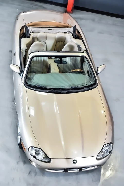 2000 Jaguar X100 XK8 - Image 10 of 30